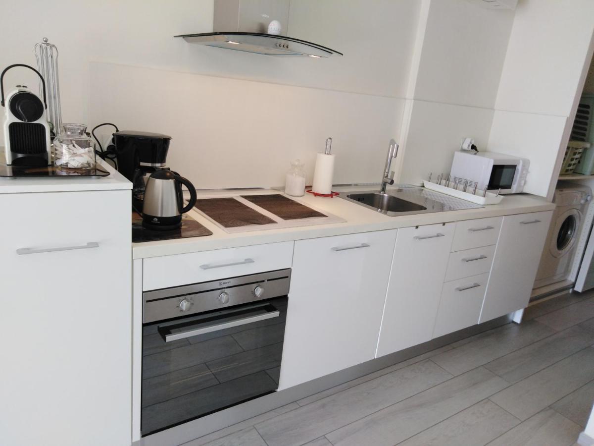 Le Palais Du Tropique Appartement Vue Mer 5E Etage Avec Ascenseur Juan-les-Pins Exteriér fotografie