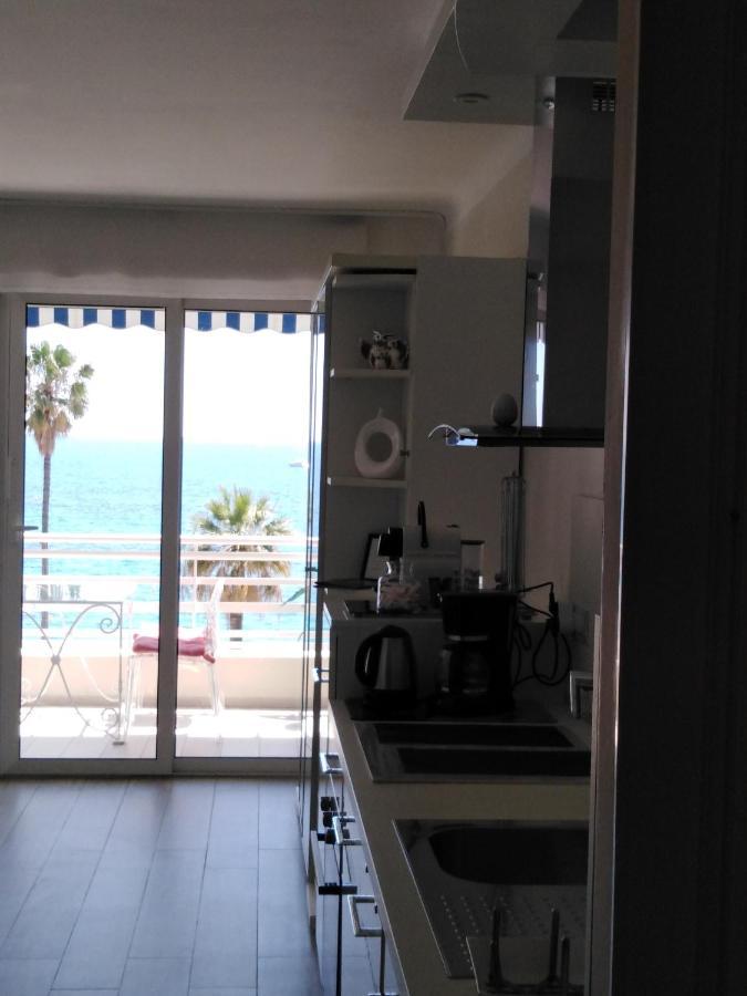 Le Palais Du Tropique Appartement Vue Mer 5E Etage Avec Ascenseur Juan-les-Pins Exteriér fotografie