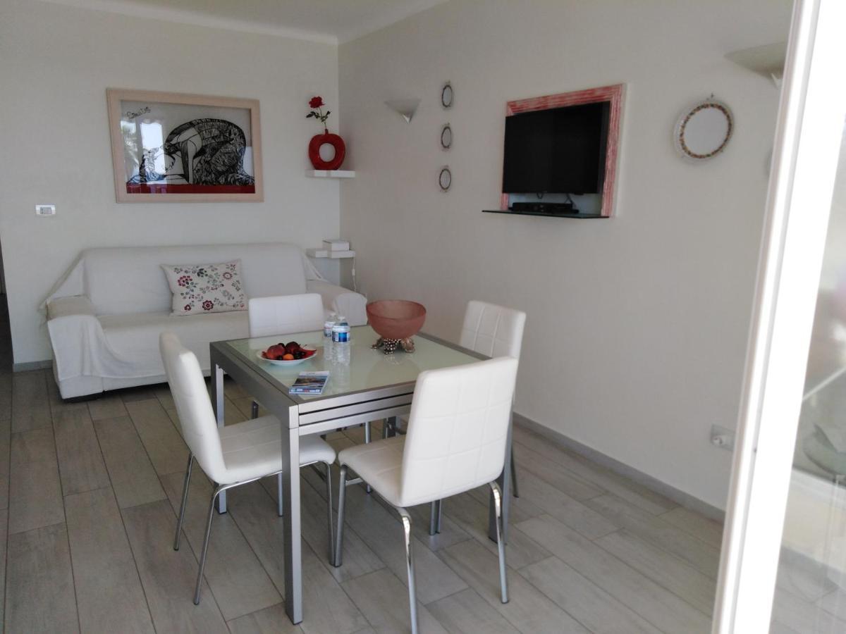 Le Palais Du Tropique Appartement Vue Mer 5E Etage Avec Ascenseur Juan-les-Pins Exteriér fotografie